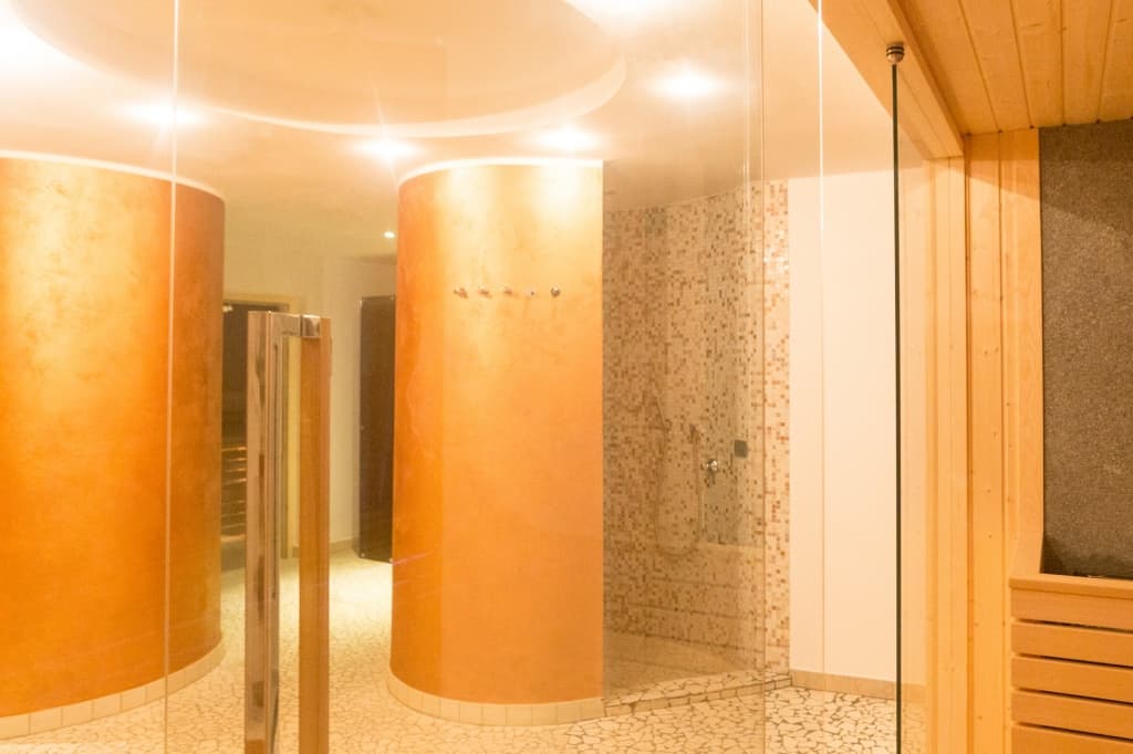 Experience Shower at Paradiso Pure.Living